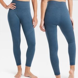 JoyLab blue ribbed 7/8 leggings